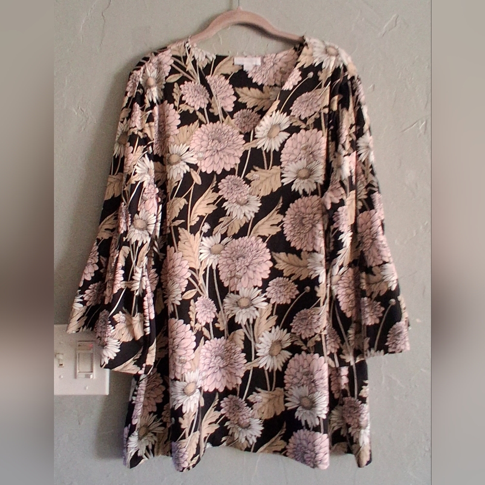 Charter Club Black and Cream Floral Tunic Women Size XXL,cataline Fabric.